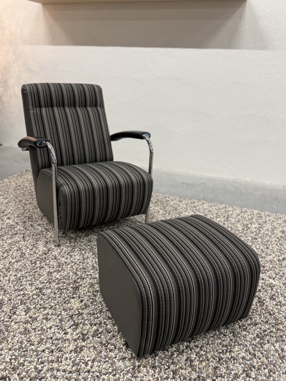 Image 1 of Leolux Scylla high armchair with Belluno fabric pouf in gray leather