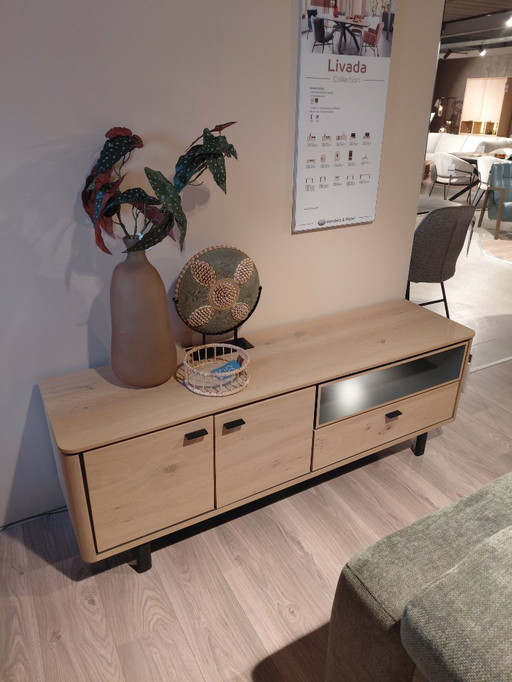 Buffet bas Livada par Henders & Hazel