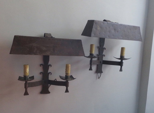 Paar brutalistische Wandleuchten aus patiniertem Eisen, Mid-Century, 1960er Jahre – wandlampen, Iron