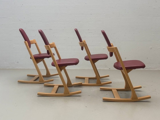 Chaise vintage Pendulum Balans de Peter Opsvik pour Stokke, Norvège, 1983 – Fauteuils d'appoint, Wood (photo 3 of 16)