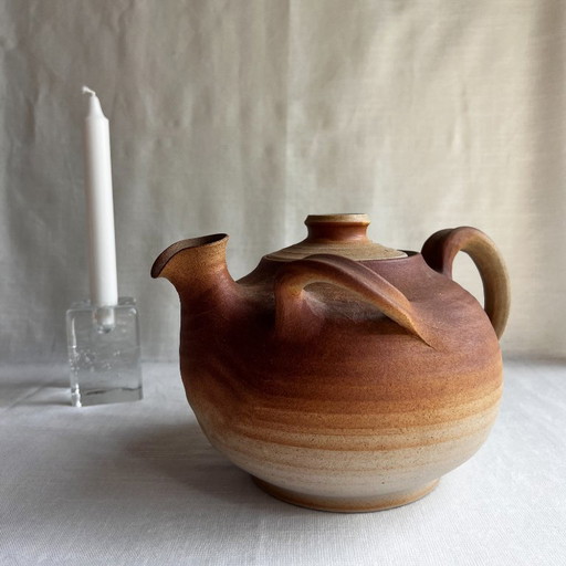 Deense steengoed theepot uit de jaren 70 van Karlslunde Keramik - Sculpturale Wabi Sabi