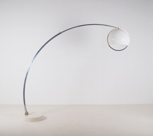 Italiaanse Arc Vloerlamp Door Harvey Guzzini, Jaren '70 – vloerlampen, Aluminium