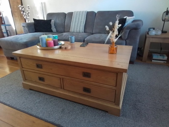 Image 1 of Coffee table