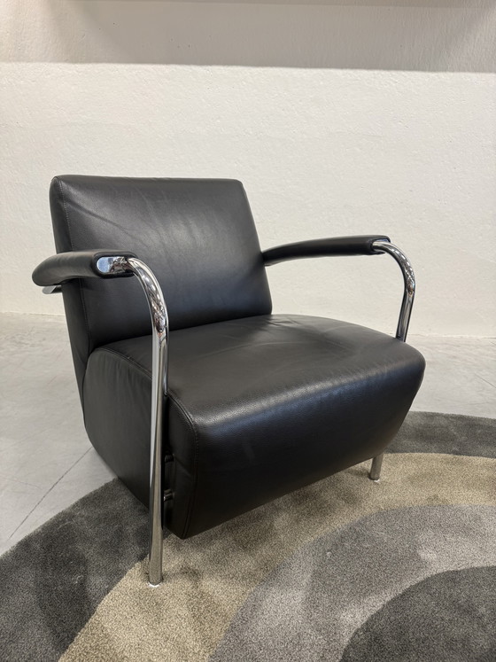 Image 1 of 2 Leolux Scylla armchair black leather