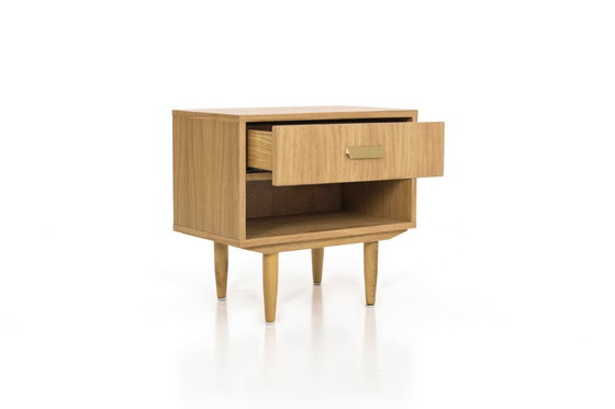 Image 1 of Nightstand with drawer P04
