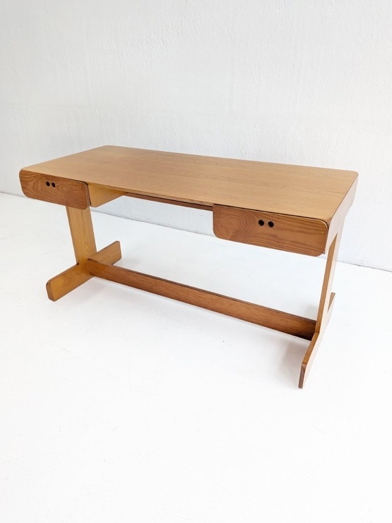 Image 1 of Escritorio y sillón a juego de mediados de siglo, diseñados por Derk Jan De Vries en la década de 1970.