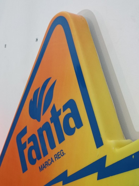 Letrero luminoso original de 60 cm Fanta Marca Reg 1999 – Decoración de pared, Plexiglass (photo 4 of 8)