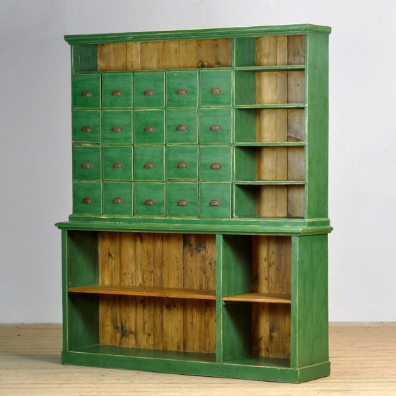 Image 1 of Grote grenen kast, jaren 1930