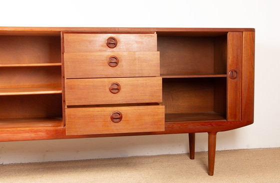 Image 1 of Deens teakhouten dressoir model 42 van Harry Østergaard voor Randers Mobelfabrik 1960.