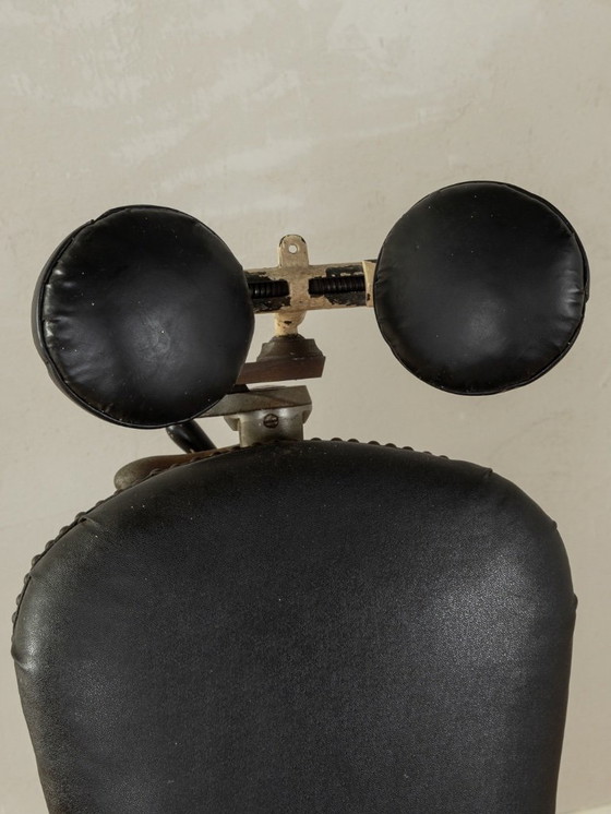 Image 1 of Sillón de dentista de los años 30