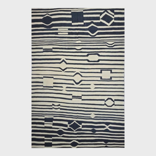 Tapiz de lana tejido a mano Ondulatoires de Victor Vasarely | Op Art en blanco y negro (118 × 79 pulgadas)