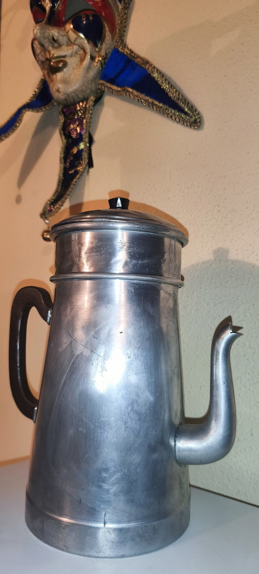 Vintage Aluminum Teapot 28cm Large Teapot with Internal Filter 1960s – keukenaccessoires, Plastic, Aluminium