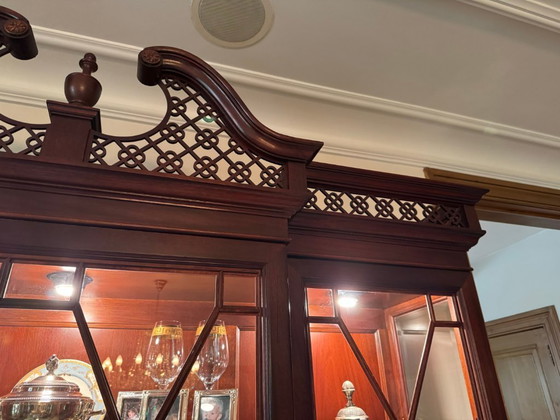 Exclusieve klassieke eetkamer set – Massief mahonie – Uitschuifbare tafel met 10 stoelen + vitrinekast (photo 9 of 19)