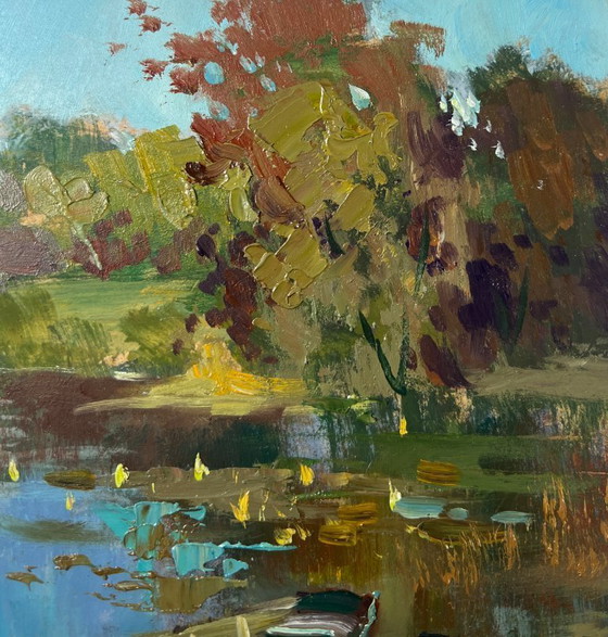 Image 1 of Peinture à l'huile originale représentant un paysage fluvial estival avec un bateau dans une scierie