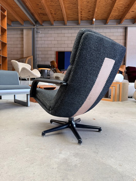 Artifort F154 fauteuil by Geoffrey D. Harcourt – Metal, Plastic (photo 5 of 15)