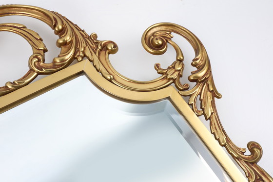 Image 1 of Espejo de pared biselado de cobre macizo, estilo Luis XV francés del siglo XX