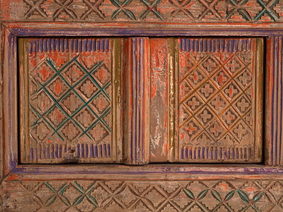 Antiker geschnitzter polychromer Unterschrank aus Tanne – Xinjiang, ca. 1900 – Sideboard (photo 10 of 39)