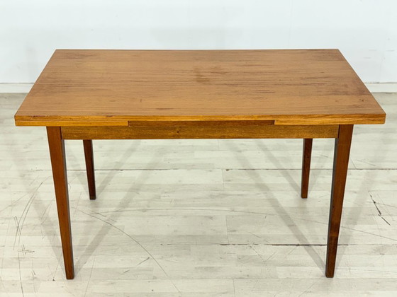 Image 1 of Table de cuisine en bois style années 50, table à manger extensible