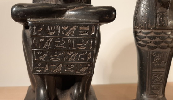 Image 1 of 3  Egyptische beelden 