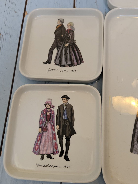 Vintage pastry set Villeroy & Boch traditional costumes – Bowls, Porcelain (photo 3 of 7)