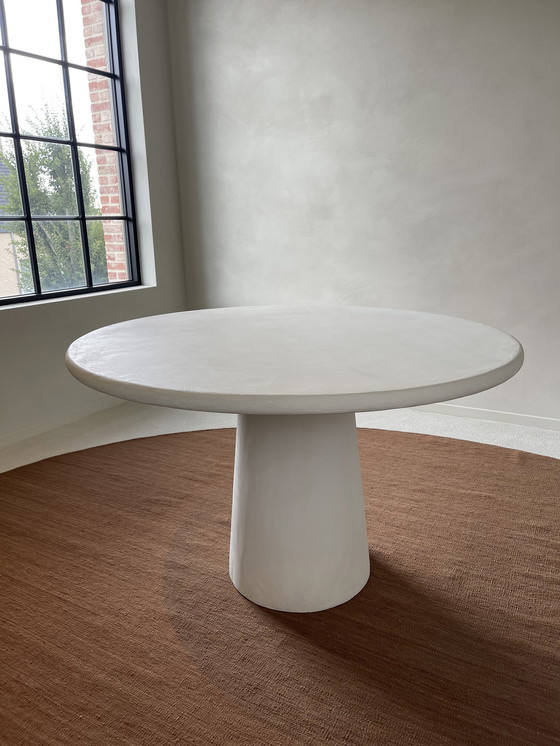 Image 1 of MORTEX table ronde - nouveau - 120 x 120 cm