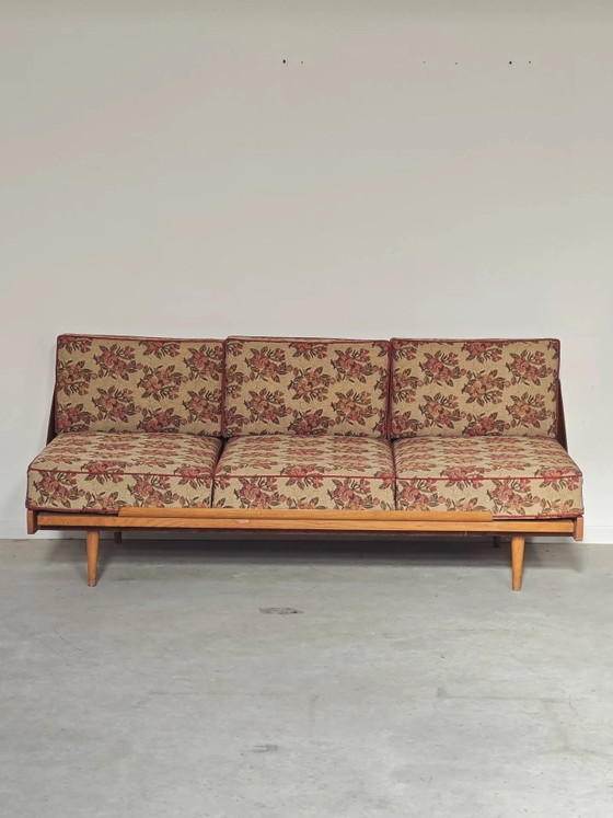 Folding sofa bed Canapé banquette Interier Praha 1960 floral pattern fabric – 3-5 seaters, Wood (photo 29 of 30)