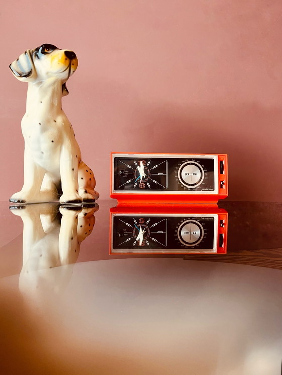 Image 1 of Vintage Quelle Universum FM/AM radio