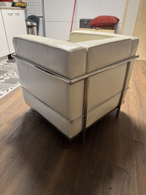 Replica Le Corbusier lc2 in ottime condizioni 