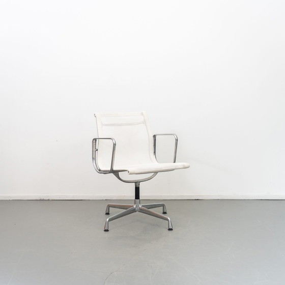 Image 1 of Sedie Vitra Eames EA 108 - Set di 8