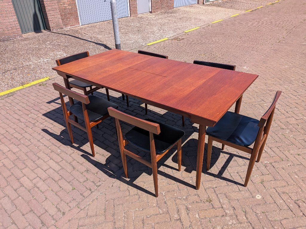 Seltene Esszimmergarnitur „Longette“ im dänischen Design von Hans Olsen für Frem Røjle – 6 Nesting-Stühle