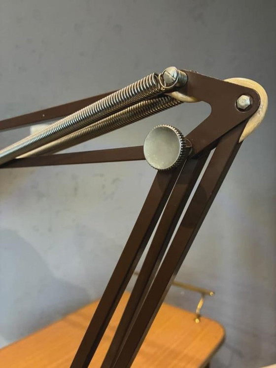 Lampada da tavolo da architetto Luxo L-1 di Jacob Jacobsen, marrone, anni '60, Lampade da tavolo, Metallo, 1960 (foto 6 di 8)