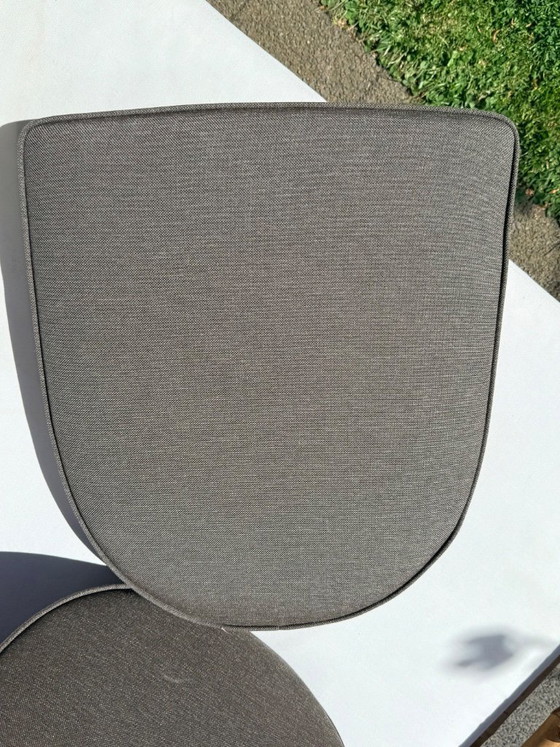 Image 1 of 6x, taupefarbene, wasserabweisende Outdoor-Kissen für Gartenstühle