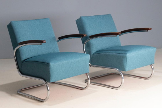 Image 1 of Par de sillones tubulares modelo S 411, mediados del siglo XX.