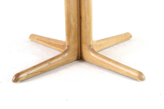 Image 1 of Danish oak round 2x extendable dining table dining table vintage