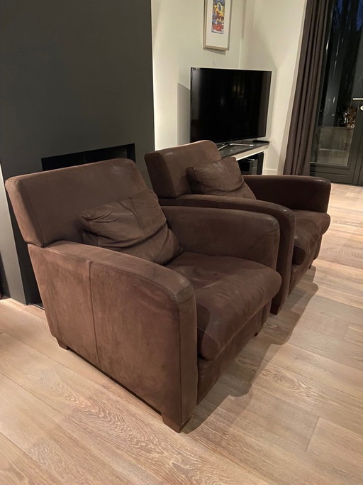 Two Linteloo Marconi armchairs