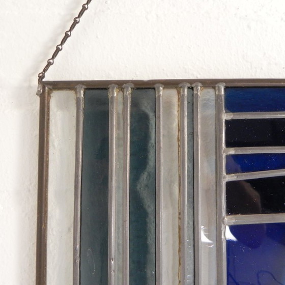 Vidriera con la imagen de un hombre con una lanzadera de telar, VICHTE, década de 1950. – Decoración de pared (photo 8 of 11)