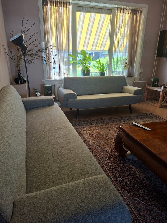 Image 1 of 2 Design-Sofas „Cloak Sky“ des Designers Hans Daalder