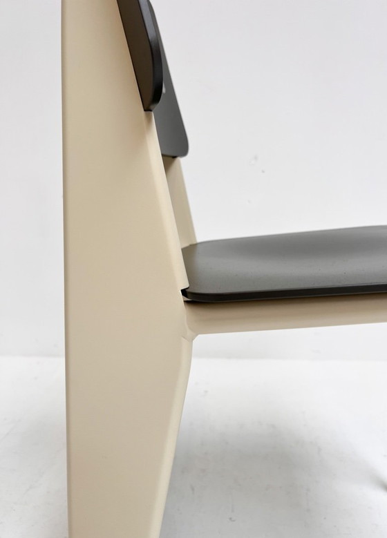 Image 1 of Sedia Vitra Standard di Jean de Prouvé (per pezzo), 2019