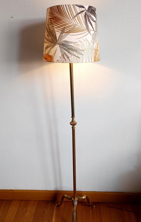 Image 1 of Staande lamp van goudkleurig metaal in Lodewijk XV-stijl