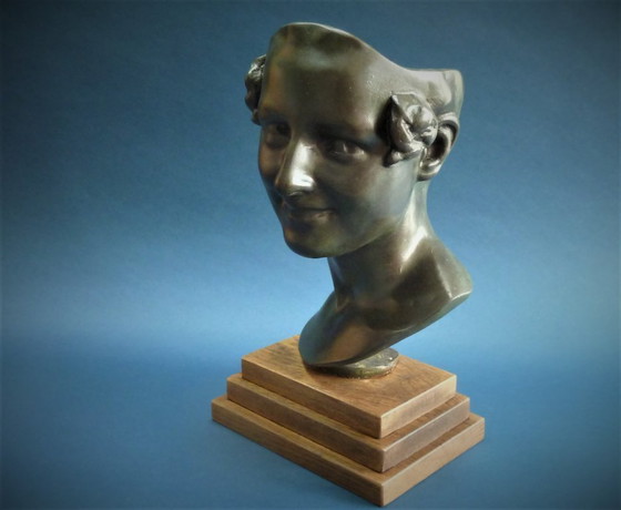 Image 1 of art deco bronze P.AUBRY