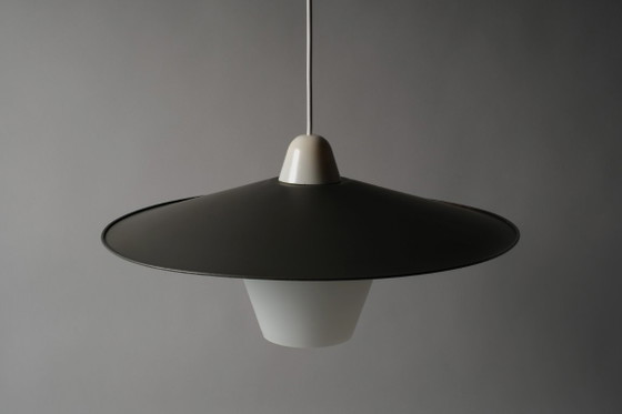Vintage UFO Flying Saucer Mid-Century Modern Pendant Lamp, 1960s Space Age Design. – Metal, Glass (photo 5 of 11)