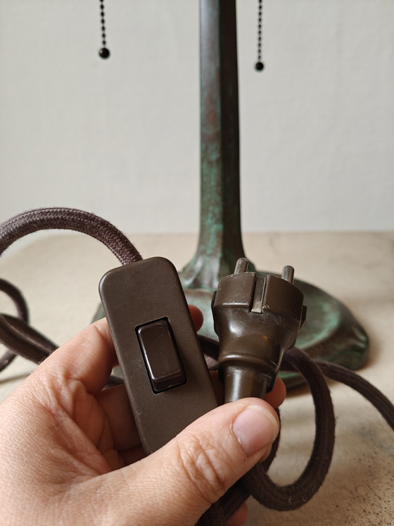 Image 1 of Reproduction of Tiffany poppy table lamp - bronze base