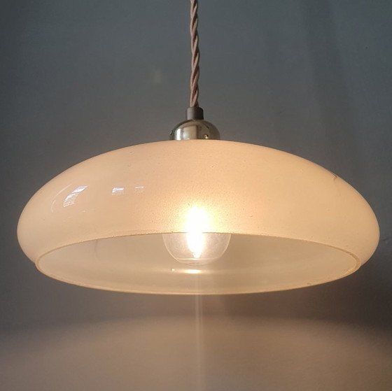 Vintage gemarmerder hanglamp - opaline glas - Art Deco – Hanglampen, Metal (photo 15 of 16)