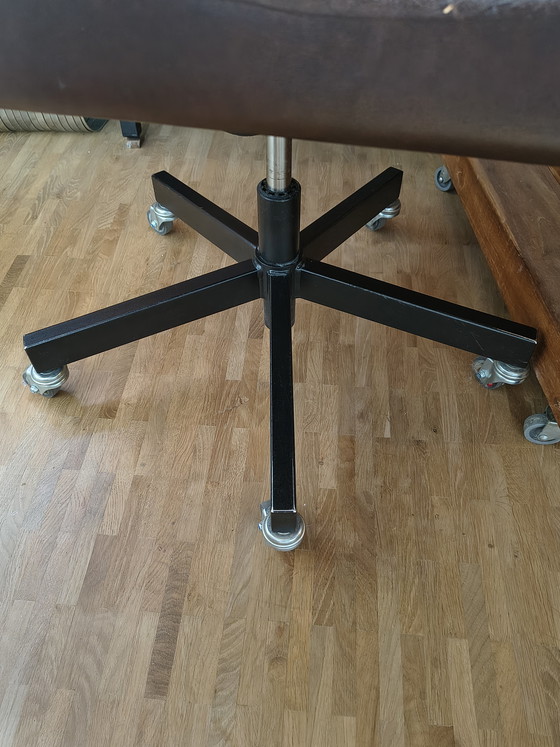 Image 1 of AVL Bürostuhl