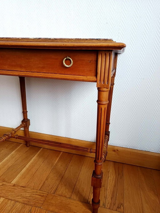Image 1 of Mesa de centro de mármol estilo Luis XVI