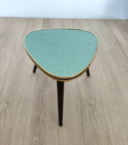 Fifties side table in green sparkle