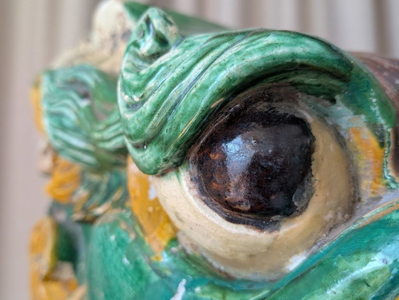 Image 1 of Ein Paar mit Sancai-Glasur verzierte „Drachen-Chiwen“-Dachornamente – Ming-Dynastie