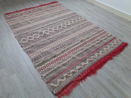 Kilim berbero fatto a mano