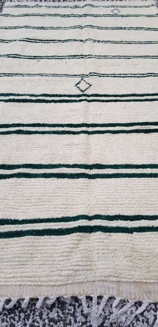 Hand-knotted Berber wool rug 276x156cm