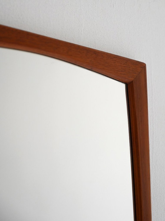Image 1 of Miroir danois des années 1950/60 en teck massif par Aksel Kjersgaard